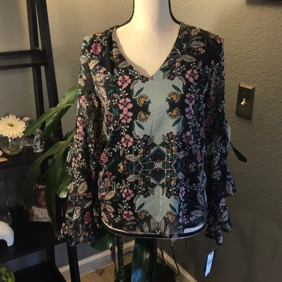 🔴iZ Byer Floral Boho Blouse